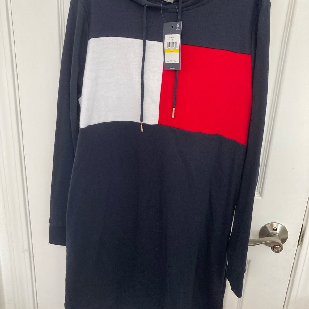 2 Tommy Hilfiger Hoodie Dress